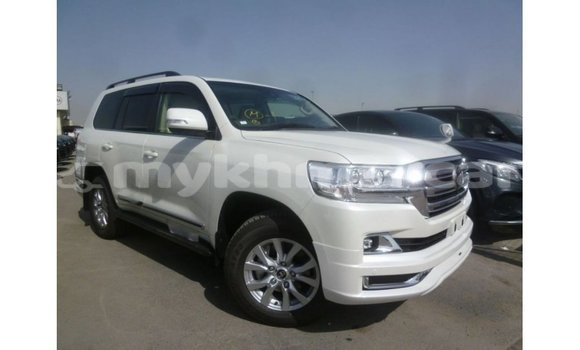 ទិញ នាំចូល Toyota Land Cruiser White ឡាន} ក្នុង Import - Dubai ក្នុង Kampot Province ទិញ នាំចូល Toyota Land Cruiser White ឡាន} ក្នុង Import - Dubai ក្នុង Kampot Province