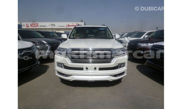 ទិញ នាំចូល Toyota Land Cruiser White ឡាន} ក្នុង Import - Dubai ក្នុង Kampot Province ទិញ នាំចូល Toyota Land Cruiser White ឡាន} ក្នុង Import - Dubai ក្នុង Kampot Province