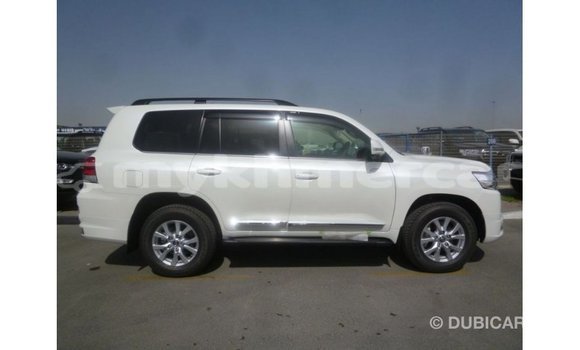 ទិញ នាំចូល Toyota Land Cruiser White ឡាន} ក្នុង Import - Dubai ក្នុង Kampot Province ទិញ នាំចូល Toyota Land Cruiser White ឡាន} ក្នុង Import - Dubai ក្នុង Kampot Province