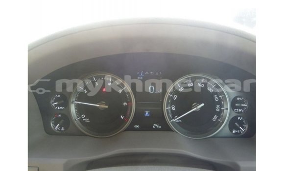 ទិញ នាំចូល Toyota Land Cruiser White ឡាន} ក្នុង Import - Dubai ក្នុង Kampot Province ទិញ នាំចូល Toyota Land Cruiser White ឡាន} ក្នុង Import - Dubai ក្នុង Kampot Province