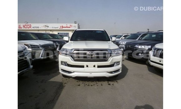 ទិញ នាំចូល Toyota Land Cruiser White ឡាន} ក្នុង Import - Dubai ក្នុង Kampot Province ទិញ នាំចូល Toyota Land Cruiser White ឡាន} ក្នុង Import - Dubai ក្នុង Kampot Province