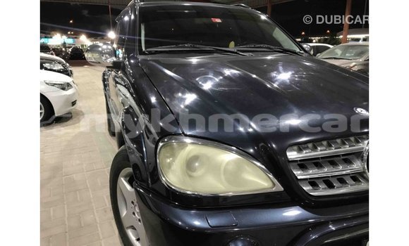 Buy Import Mercedes-Benz 190 (W201) Blue Car in Import - Dubai in Kampot Province Buy Import Mercedes-Benz 190 (W201) Blue Car in Import - Dubai in Kampot Province