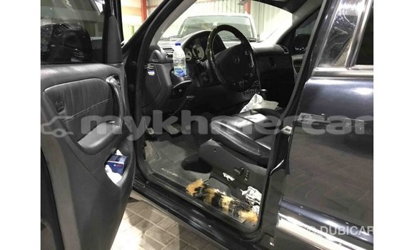 Buy Import Mercedes-Benz 190 (W201) Blue Car in Import - Dubai in Kampot Province Buy Import Mercedes-Benz 190 (W201) Blue Car in Import - Dubai in Kampot Province