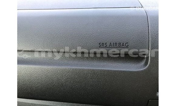 Acheter Import Voiture Toyota Hiace Blanc à Import - Dubai, Kampot Province Acheter Import Voiture Toyota Hiace Blanc à Import - Dubai, Kampot Province