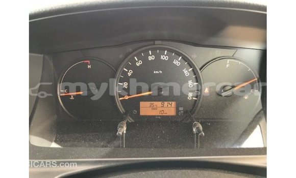 Acheter Import Voiture Toyota Hiace Blanc à Import - Dubai, Kampot Province Acheter Import Voiture Toyota Hiace Blanc à Import - Dubai, Kampot Province