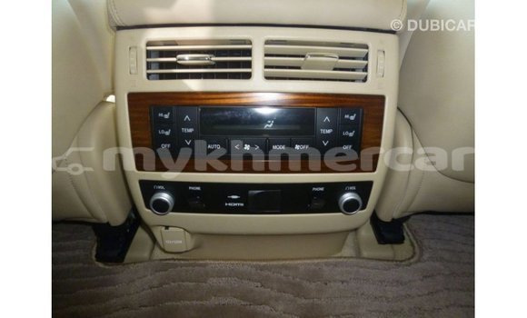 Acheter Import Voiture Toyota Land Cruiser Noir à Import - Dubai, Kampot Province Acheter Import Voiture Toyota Land Cruiser Noir à Import - Dubai, Kampot Province