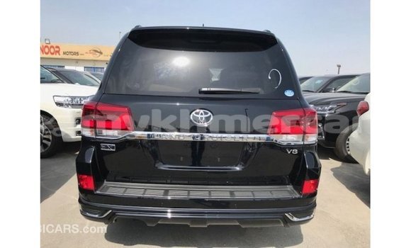 Buy Import Toyota Land Cruiser Black Car in Import - Dubai in Kampot Province Buy Import Toyota Land Cruiser Black Car in Import - Dubai in Kampot Province