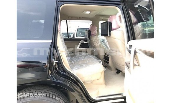 Buy Import Toyota Land Cruiser Black Car in Import - Dubai in Kampot Province Buy Import Toyota Land Cruiser Black Car in Import - Dubai in Kampot Province