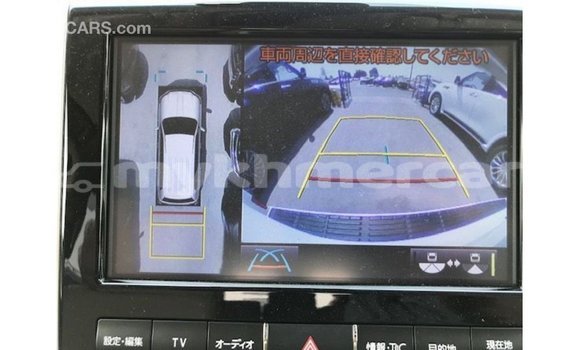 Acheter Import Voiture Toyota Land Cruiser Blanc à Import - Dubai, Kampot Province Acheter Import Voiture Toyota Land Cruiser Blanc à Import - Dubai, Kampot Province