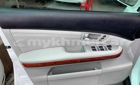 Buy Used Lexus RX 330 White Car in Phnom Penh in Phnom Penh Buy Used Lexus RX 330 White Car in Phnom Penh in Phnom Penh