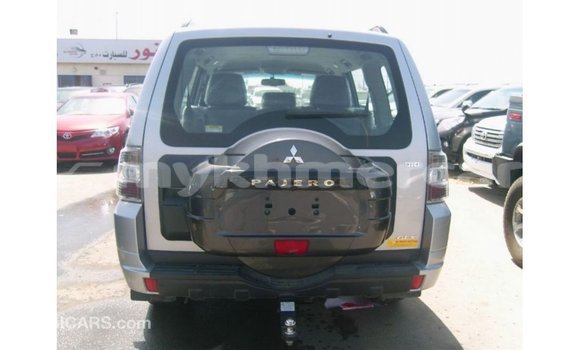 Buy Import Mitsubishi Pajero Other Car in Import - Dubai in Kampot Province Buy Import Mitsubishi Pajero Other Car in Import - Dubai in Kampot Province