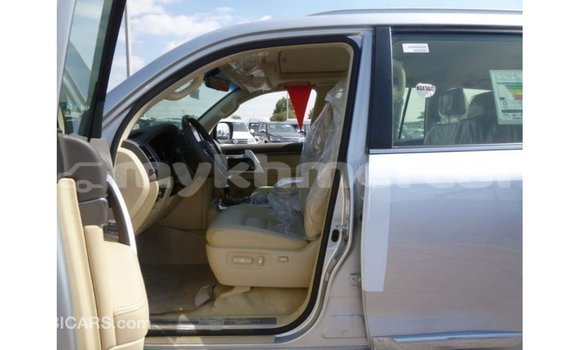 Buy Import Toyota Land Cruiser Other Car in Import - Dubai in Kampot Province Buy Import Toyota Land Cruiser Other Car in Import - Dubai in Kampot Province