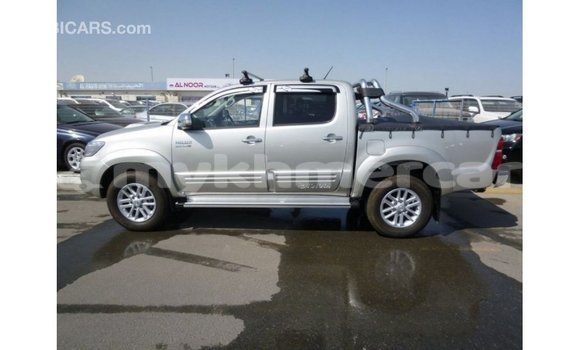 Acheter Import Voiture Toyota Hilux Autre à Import - Dubai, Kampot Province Acheter Import Voiture Toyota Hilux Autre à Import - Dubai, Kampot Province