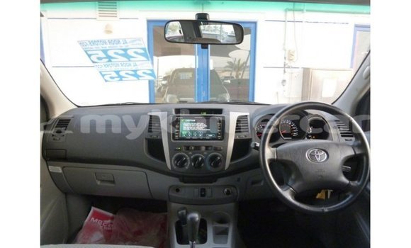 Buy Import Toyota Hilux Black Car in Import - Dubai in Kampot Province Buy Import Toyota Hilux Black Car in Import - Dubai in Kampot Province