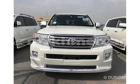 ទិញ នាំចូល Toyota Land Cruiser White ឡាន} ក្នុង Import - Dubai ក្នុង Kampot Province ទិញ នាំចូល Toyota Land Cruiser White ឡាន} ក្នុង Import - Dubai ក្នុង Kampot Province