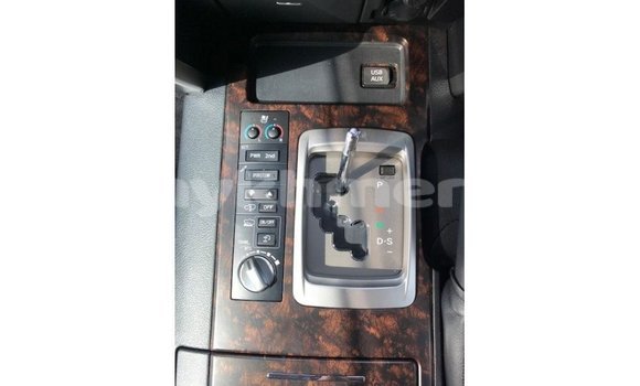 ទិញ នាំចូល Toyota Land Cruiser White ឡាន} ក្នុង Import - Dubai ក្នុង Kampot Province ទិញ នាំចូល Toyota Land Cruiser White ឡាន} ក្នុង Import - Dubai ក្នុង Kampot Province