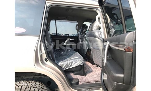 Buy Import Toyota Land Cruiser Other Car in Import - Dubai in Kampot Province Buy Import Toyota Land Cruiser Other Car in Import - Dubai in Kampot Province