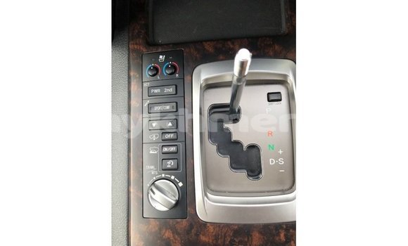 Buy Import Toyota Land Cruiser White Car in Import - Dubai in Kampot Province Buy Import Toyota Land Cruiser White Car in Import - Dubai in Kampot Province