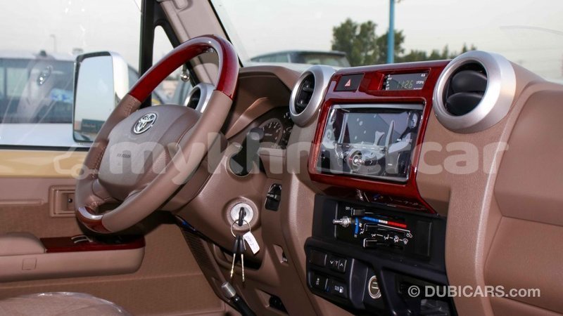 Big with watermark toyota land cruiser kampot province import dubai 3414