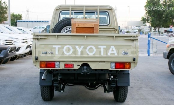 Buy Import Toyota Land Cruiser Beige Car in Import - Dubai in Kampot Province Buy Import Toyota Land Cruiser Beige Car in Import - Dubai in Kampot Province