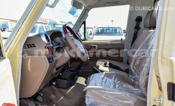Buy Import Toyota Land Cruiser Beige Car in Import - Dubai in Kampot Province Buy Import Toyota Land Cruiser Beige Car in Import - Dubai in Kampot Province