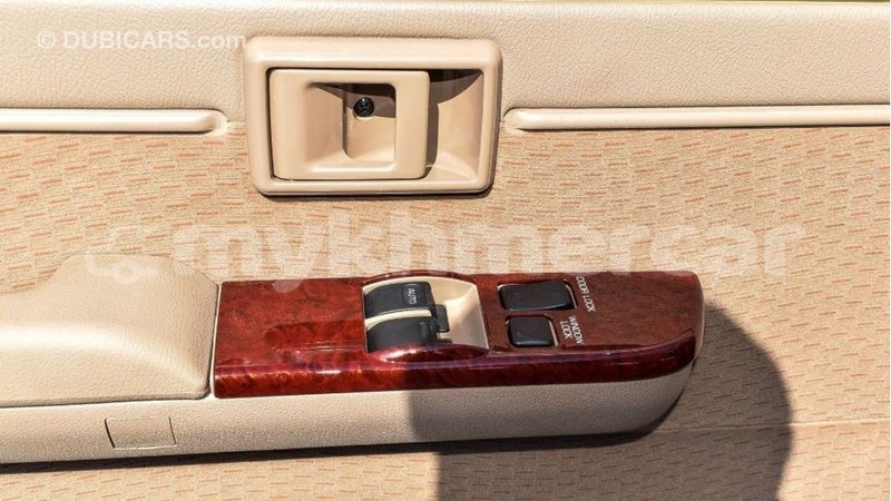 Big with watermark toyota land cruiser kampot province import dubai 3419