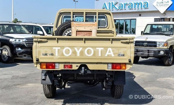 Acheter Import Voiture Toyota Land Cruiser Beige à Import - Dubai, Kampot Province Acheter Import Voiture Toyota Land Cruiser Beige à Import - Dubai, Kampot Province