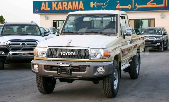 Buy Import Toyota Land Cruiser Beige Car in Import - Dubai in Kampot Province Buy Import Toyota Land Cruiser Beige Car in Import - Dubai in Kampot Province