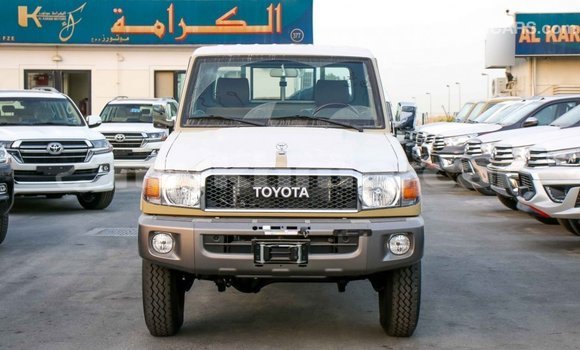 Buy Import Toyota Land Cruiser Beige Car in Import - Dubai in Kampot Province Buy Import Toyota Land Cruiser Beige Car in Import - Dubai in Kampot Province