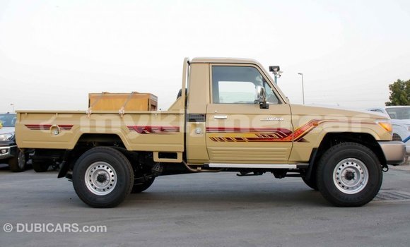 Buy Import Toyota Land Cruiser Beige Car in Import - Dubai in Kampot Province Buy Import Toyota Land Cruiser Beige Car in Import - Dubai in Kampot Province