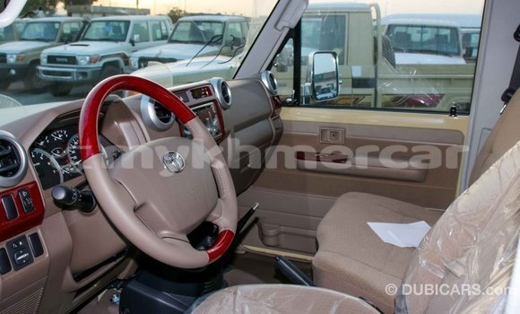 Buy Import Toyota Land Cruiser Beige Car in Import - Dubai in Kampot Province Buy Import Toyota Land Cruiser Beige Car in Import - Dubai in Kampot Province