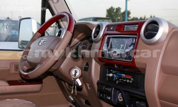 Buy Import Toyota Land Cruiser Beige Car in Import - Dubai in Kampot Province Buy Import Toyota Land Cruiser Beige Car in Import - Dubai in Kampot Province