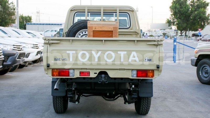 Big with watermark toyota land cruiser kampot province import dubai 3424
