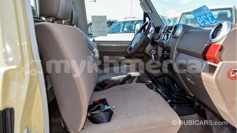 Big with watermark toyota land cruiser kampot province import dubai 3425