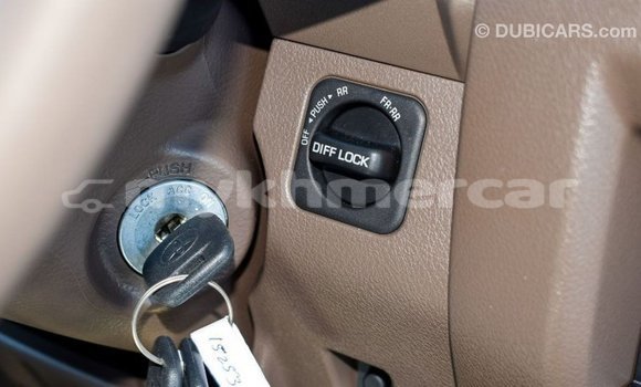Buy Import Toyota Land Cruiser Beige Car in Import - Dubai in Kampot Province Buy Import Toyota Land Cruiser Beige Car in Import - Dubai in Kampot Province
