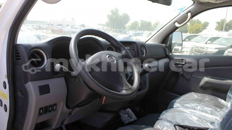 Big with watermark nissan urvan kampot province import dubai 3426