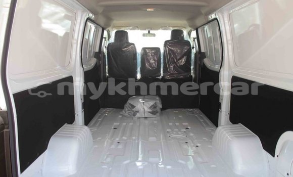 Acheter Import Voiture Nissan Urvan Blanc à Import - Dubai, Kampot Province Acheter Import Voiture Nissan Urvan Blanc à Import - Dubai, Kampot Province