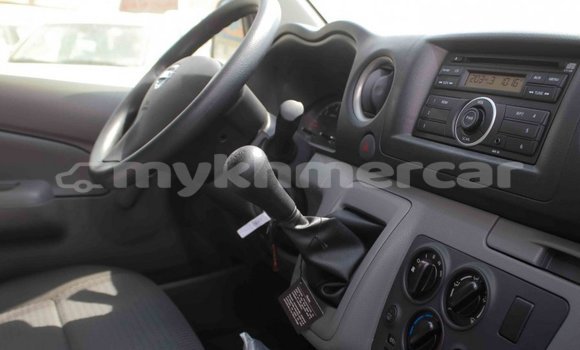 Acheter Import Voiture Nissan Urvan Blanc à Import - Dubai, Kampot Province Acheter Import Voiture Nissan Urvan Blanc à Import - Dubai, Kampot Province