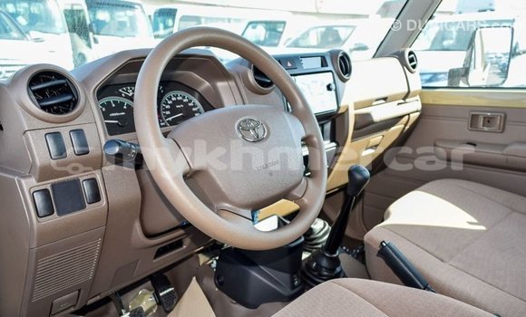 Buy Import Toyota Land Cruiser Beige Car in Import - Dubai in Kampot Province Buy Import Toyota Land Cruiser Beige Car in Import - Dubai in Kampot Province