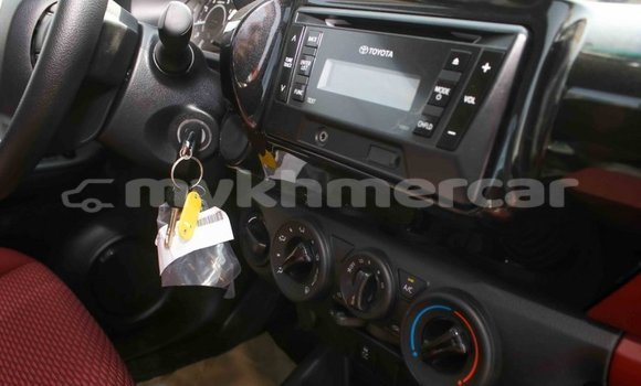 Acheter Import Voiture Toyota Hilux Autre à Import - Dubai, Kampot Province Acheter Import Voiture Toyota Hilux Autre à Import - Dubai, Kampot Province