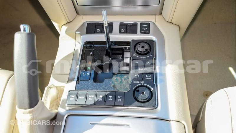 Big with watermark toyota land cruiser kampot province import dubai 3432