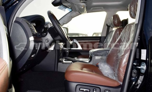 Buy Import Toyota Land Cruiser Black Car in Import - Dubai in Kampot Province Buy Import Toyota Land Cruiser Black Car in Import - Dubai in Kampot Province