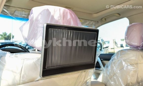 Buy Import Toyota Land Cruiser White Car in Import - Dubai in Kampot Province Buy Import Toyota Land Cruiser White Car in Import - Dubai in Kampot Province
