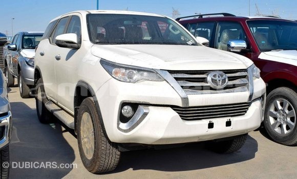 Buy Import Toyota Fortuner White Car in Import - Dubai in Kampot Province Buy Import Toyota Fortuner White Car in Import - Dubai in Kampot Province