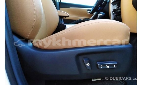 Buy Import Toyota Fortuner White Car in Import - Dubai in Kampot Province Buy Import Toyota Fortuner White Car in Import - Dubai in Kampot Province