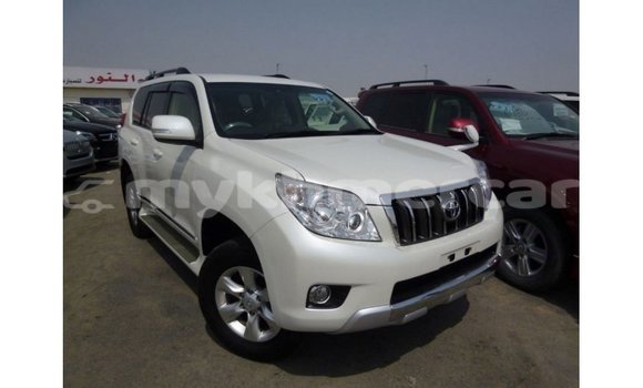 Buy Import Toyota Prado White Car in Import - Dubai in Kampot Province Buy Import Toyota Prado White Car in Import - Dubai in Kampot Province