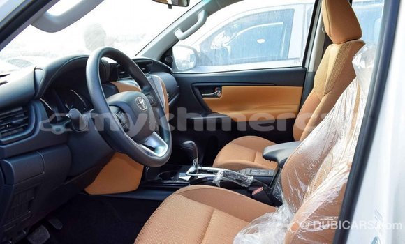 Buy Import Toyota Fortuner White Car in Import - Dubai in Kampot Province Buy Import Toyota Fortuner White Car in Import - Dubai in Kampot Province