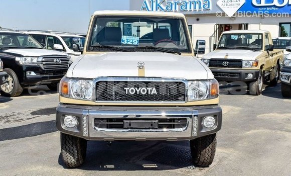 Buy Import Toyota Land Cruiser Beige Car in Import - Dubai in Kampot Province Buy Import Toyota Land Cruiser Beige Car in Import - Dubai in Kampot Province