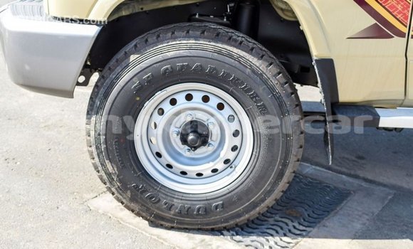 Buy Import Toyota Land Cruiser Beige Car in Import - Dubai in Kampot Province Buy Import Toyota Land Cruiser Beige Car in Import - Dubai in Kampot Province