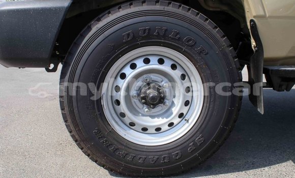 Buy Import Toyota Land Cruiser Beige Car in Import - Dubai in Kampot Province Buy Import Toyota Land Cruiser Beige Car in Import - Dubai in Kampot Province
